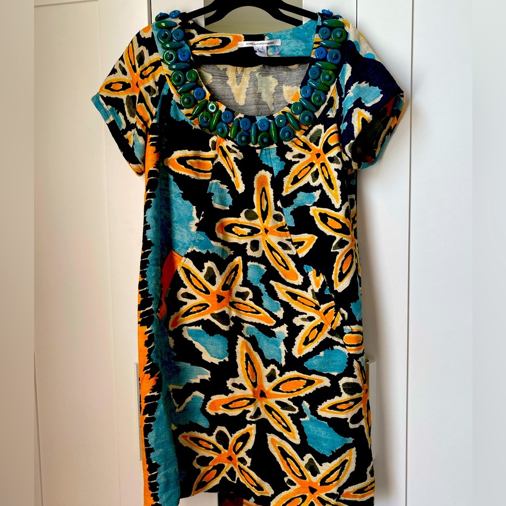 Vibrant summer DVF silk dress Sz 10